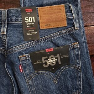 Levi's Premium 501 Skinny Button Fly distressed Women's Jeans NWT Size 25